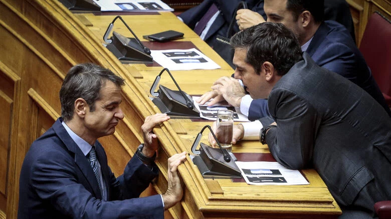 Οι μυστικές δημοσκοπήσεις που έχουν στα χέρια τους Τσίπρας και Μητσοτάκης